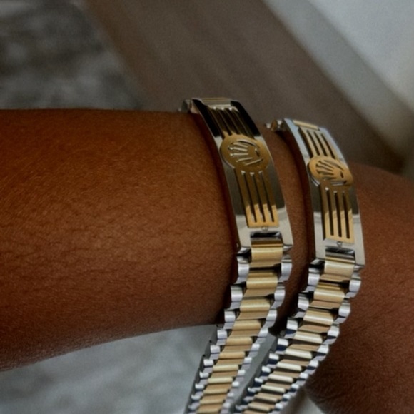 Accessories - Picture 5 of 9